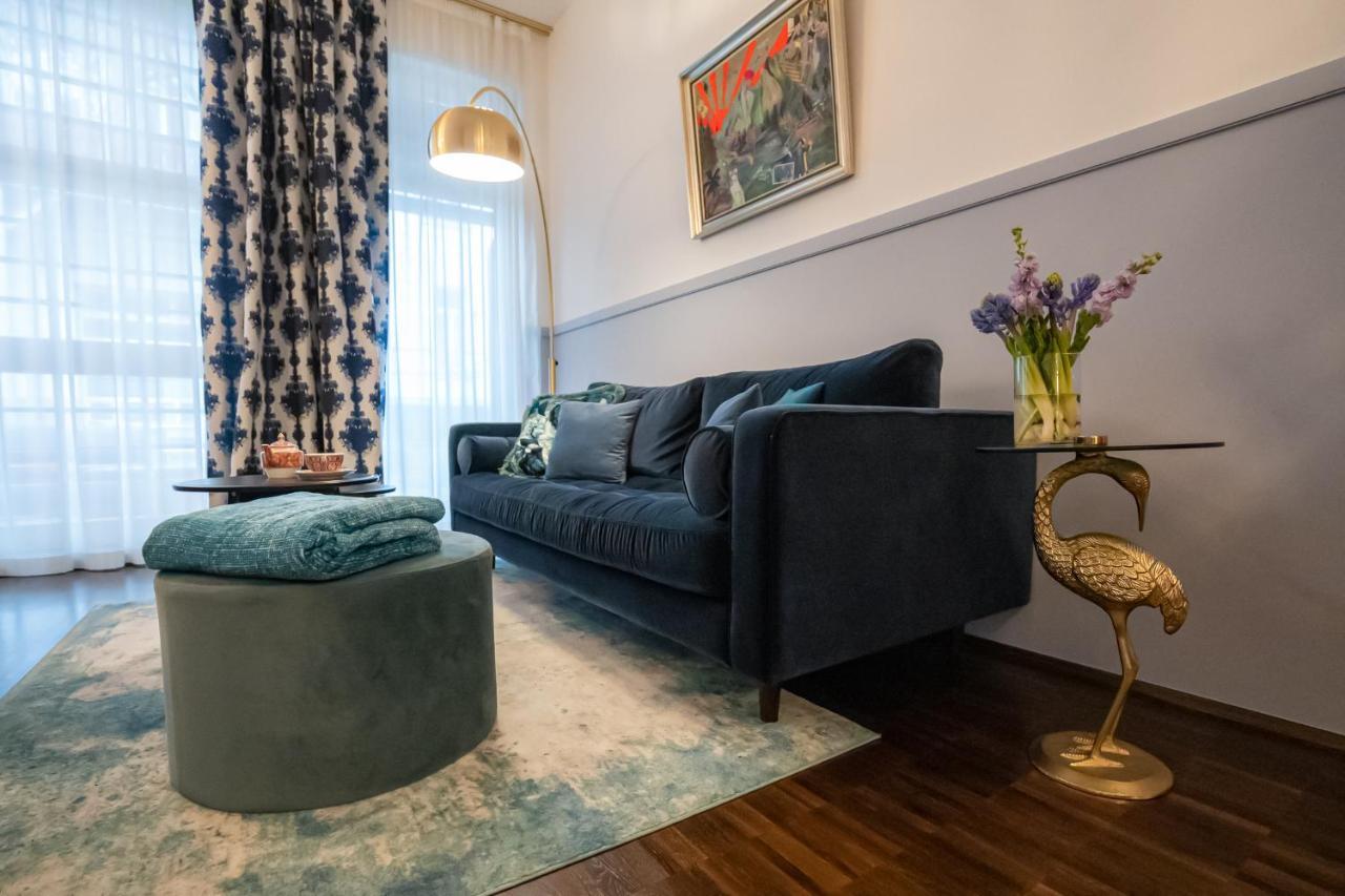 Designer Loft-Ferienwohnung Im Zentrum Mit Tiefgaragen-Parkplatz, Waschmaschine Und Privatterrasse Лейпциг Экстерьер фото